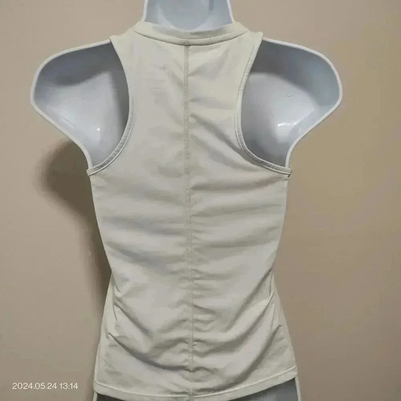 Nike Swoosh Dri-Fit Size Medium Just Do It Training White Tank Racerback Top - Picture 3 of 9